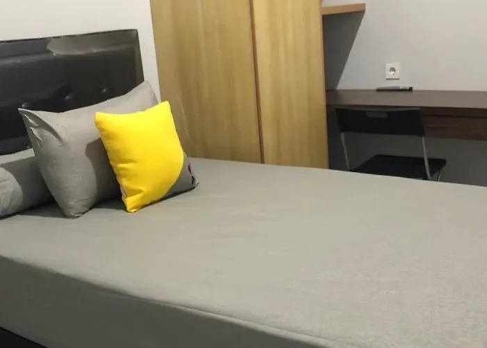 Cozy Puri Hotel Jakarta